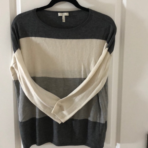 Joie Sweater White/Gray Stripes - XS - EUC - Picture 6 of 13